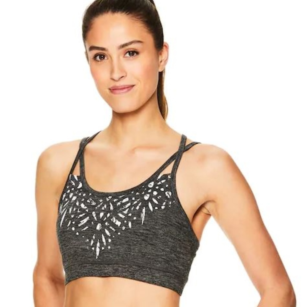 Gaiam Bra: Shine Wire-Free Low-Impact Yoga Sports